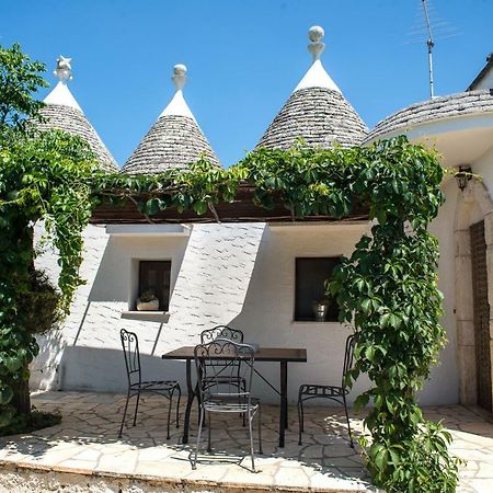 Agriturismo Grotta Di Figazzano 치스테르니노 외부 사진