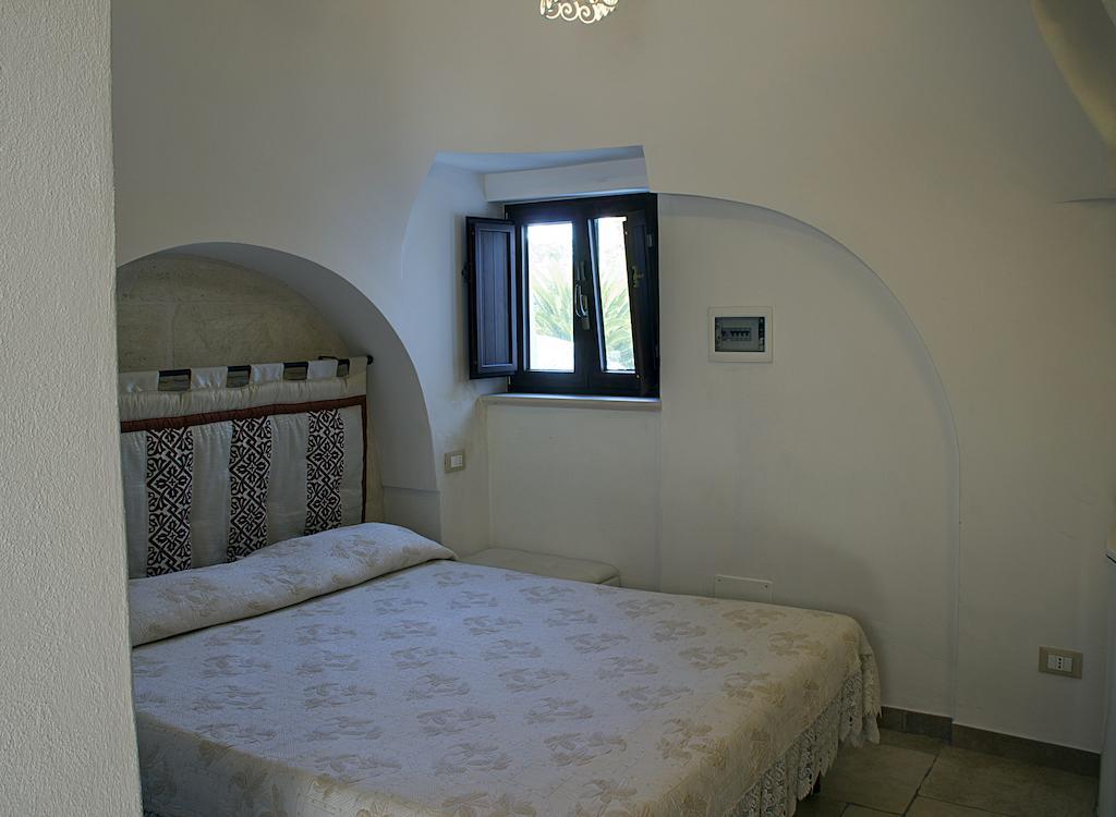 Agriturismo Grotta Di Figazzano 치스테르니노 객실 사진