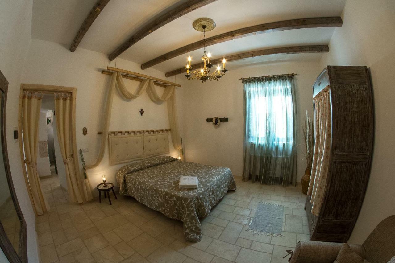 Agriturismo Grotta Di Figazzano 치스테르니노 외부 사진