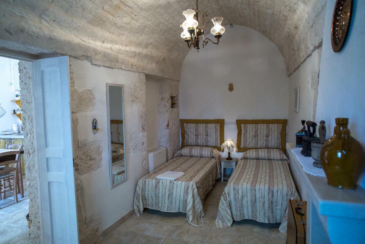 Agriturismo Grotta Di Figazzano 치스테르니노 외부 사진
