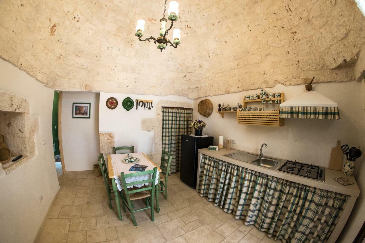 Agriturismo Grotta Di Figazzano 치스테르니노 외부 사진