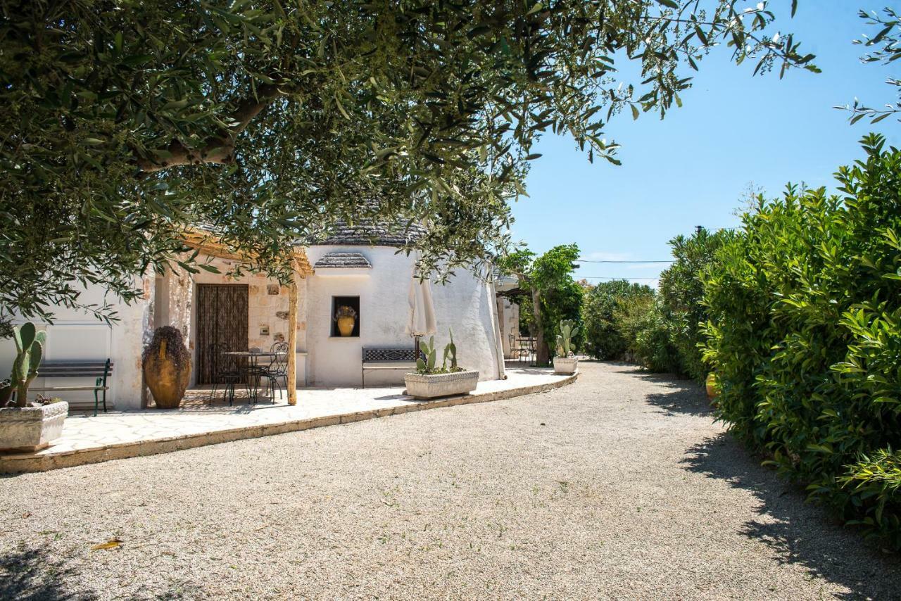 Agriturismo Grotta Di Figazzano 치스테르니노 외부 사진