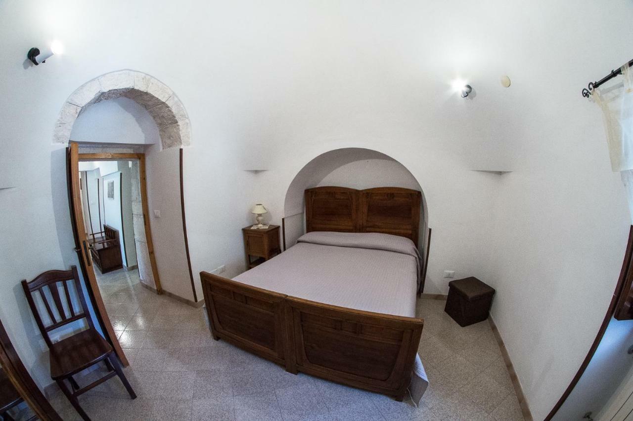 Agriturismo Grotta Di Figazzano 치스테르니노 외부 사진