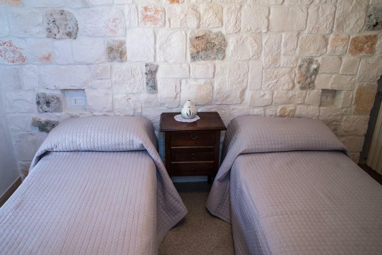 Agriturismo Grotta Di Figazzano 치스테르니노 외부 사진