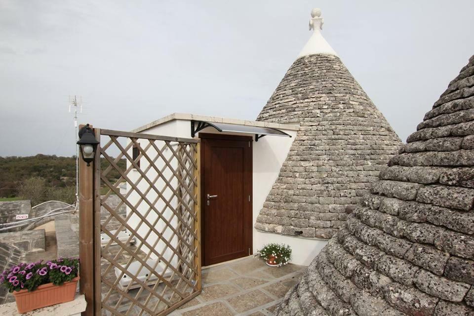 Agriturismo Grotta Di Figazzano 치스테르니노 외부 사진